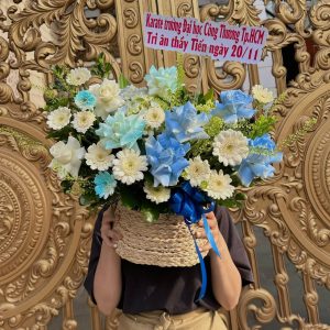 Giỏ Hoa 02